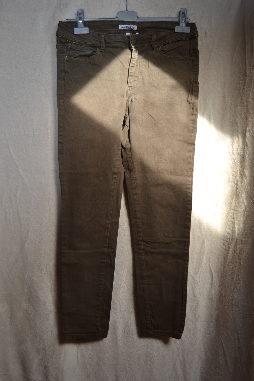 Jean Kaki Femme Taille 38 - Miss Liberto