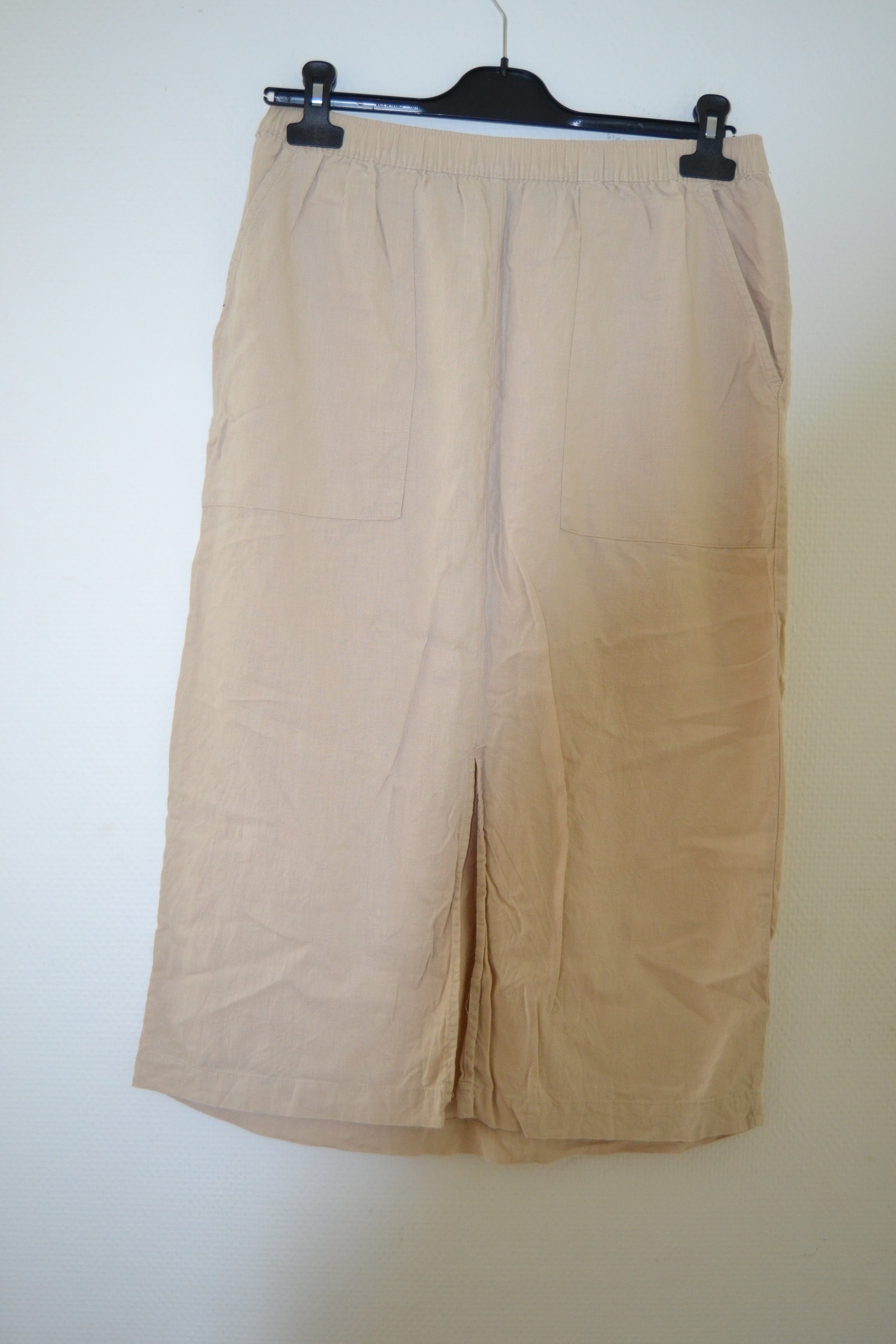 Jupe longue fluide beige avec fente Esmara – Taille 42