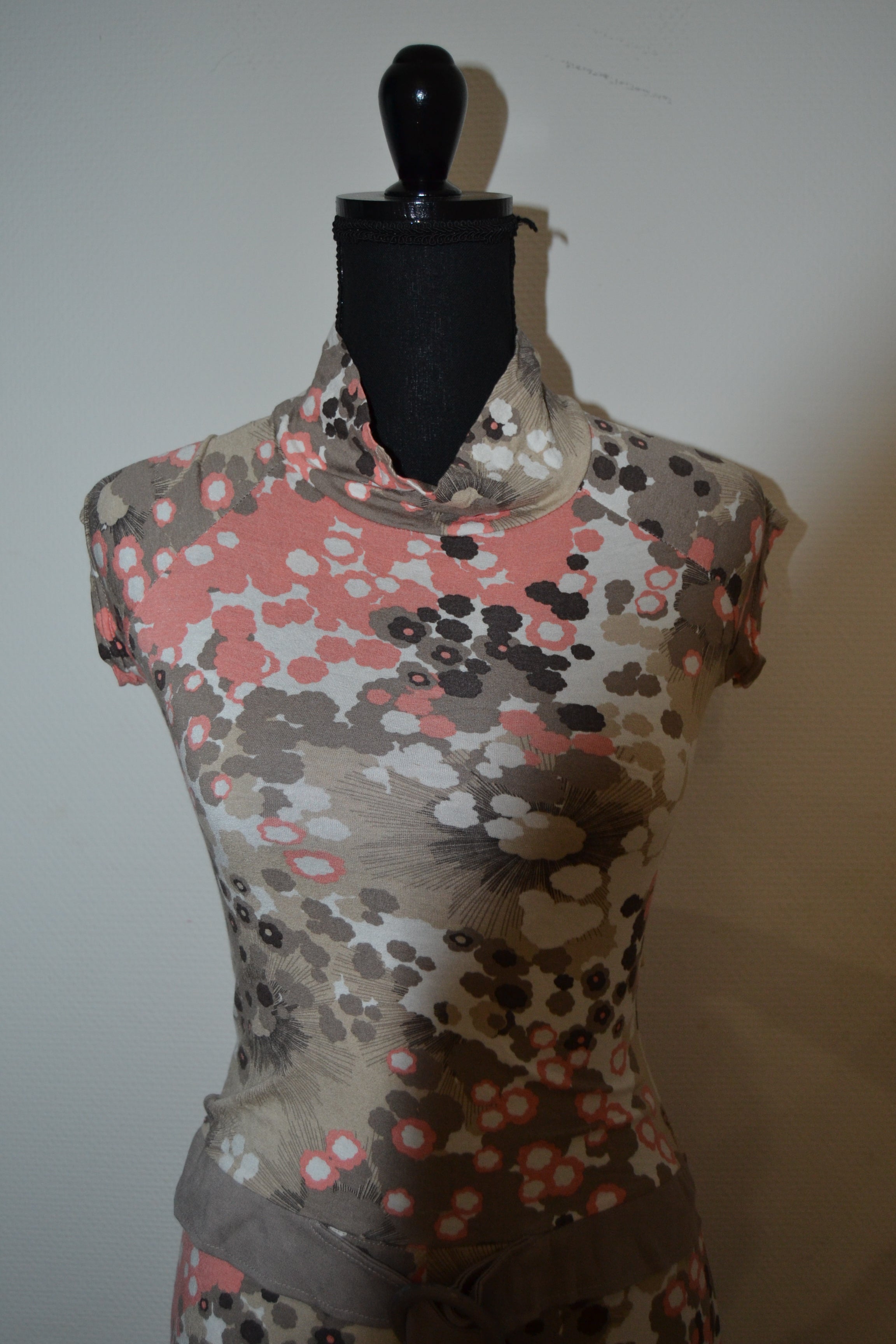 Robe imprimée à col drapé R.P Tamar – Taille XS / S