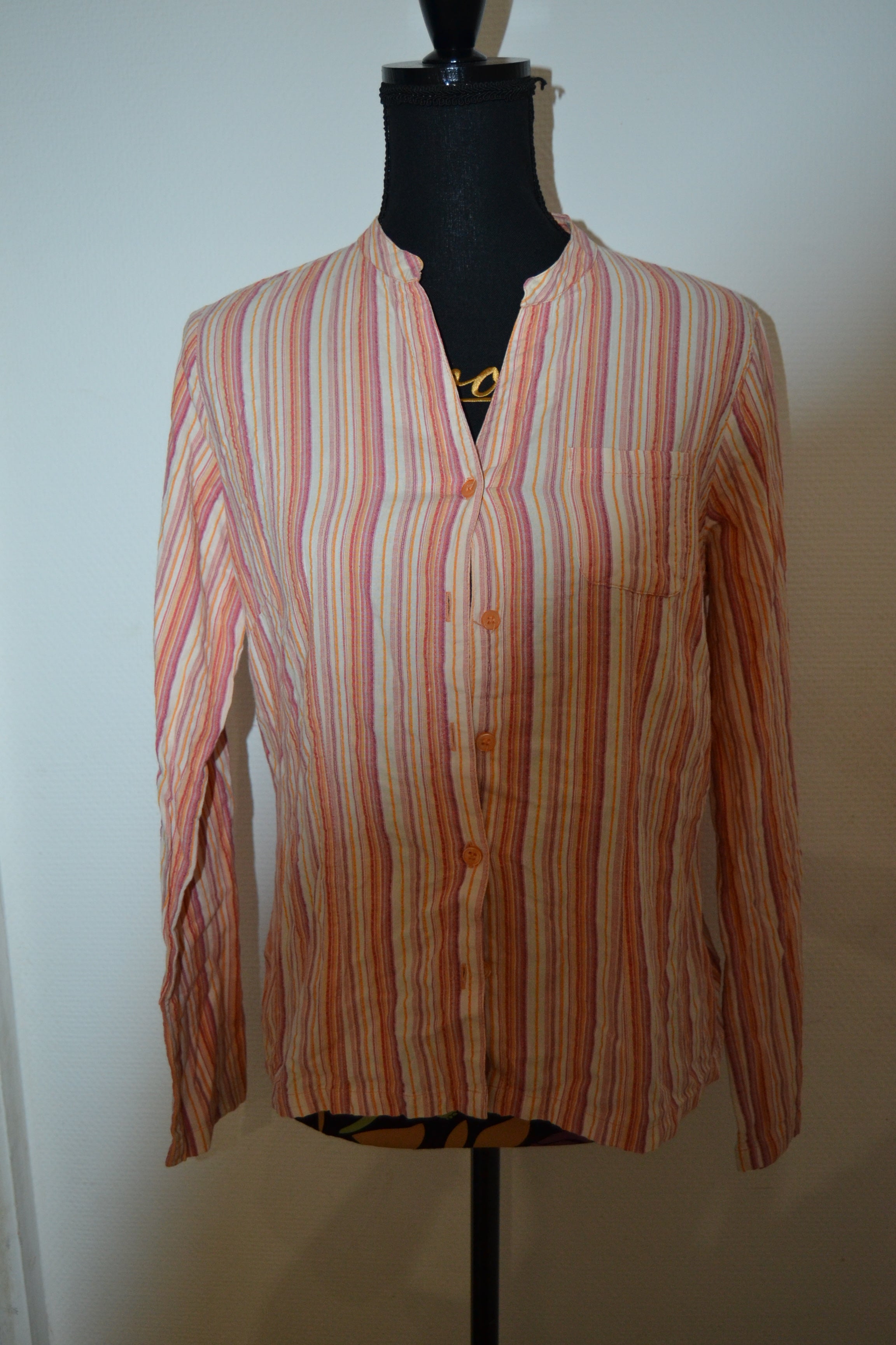 Chemise légère à rayures colorées Kiabi – Taille 40