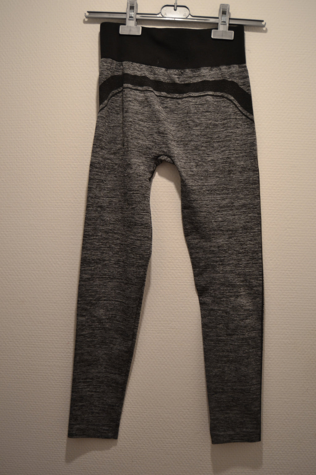 Legging noir de sport / cocooning Lee Cooper – Taille S/M