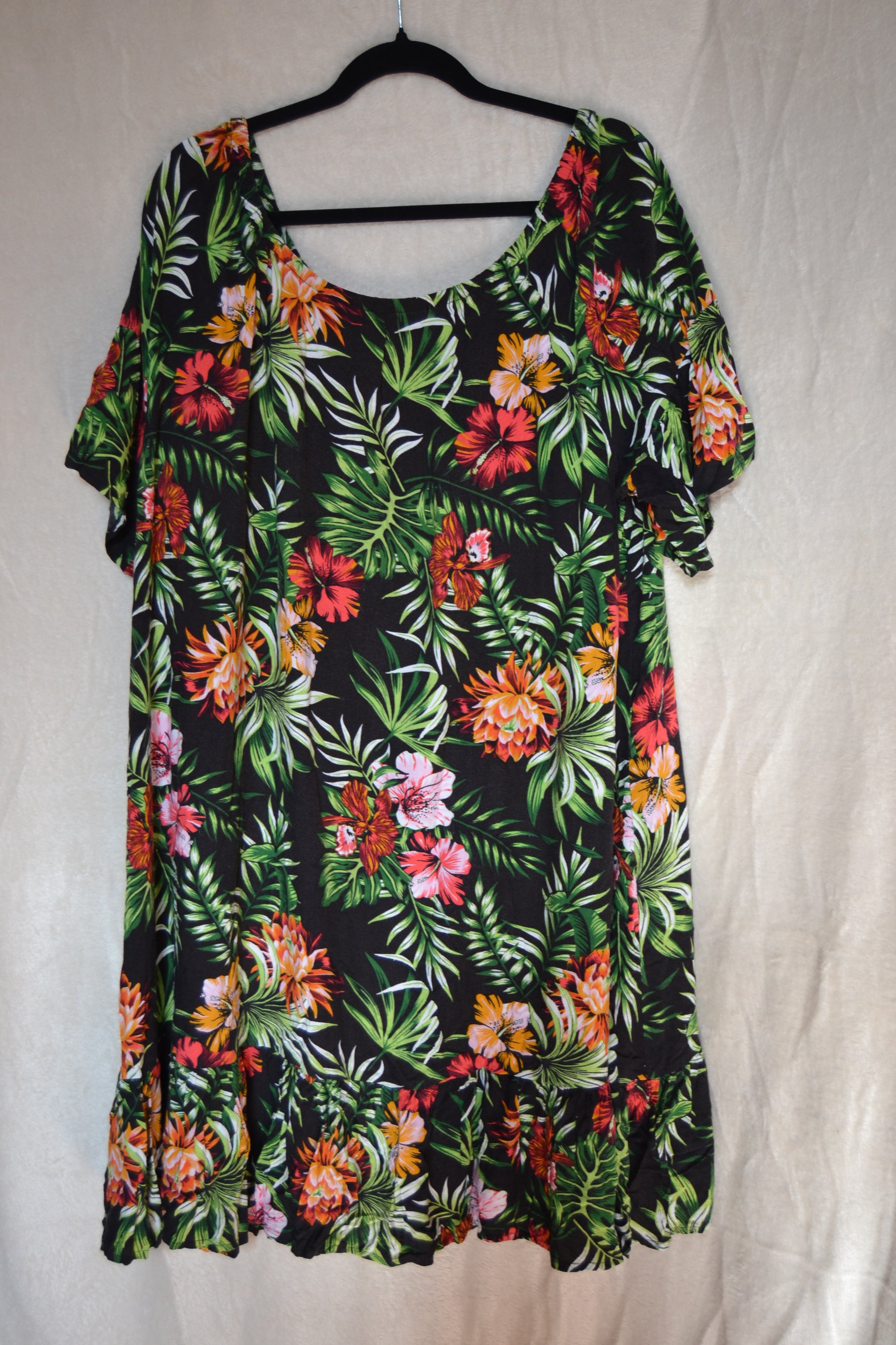 Robe Fleurie — Taille 52/54