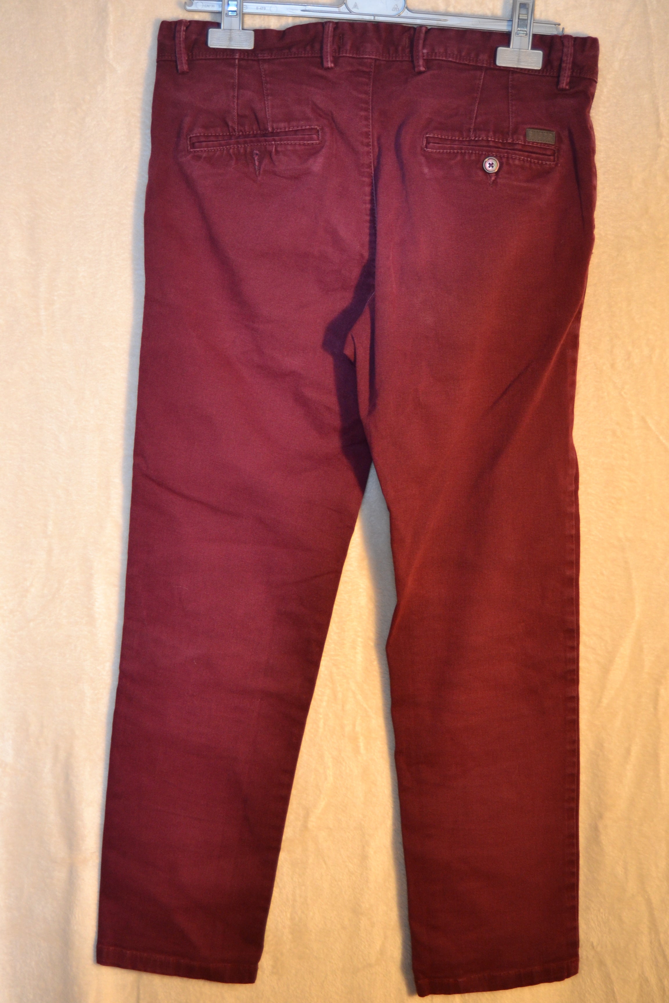 Chino Bordeaux Taille 42