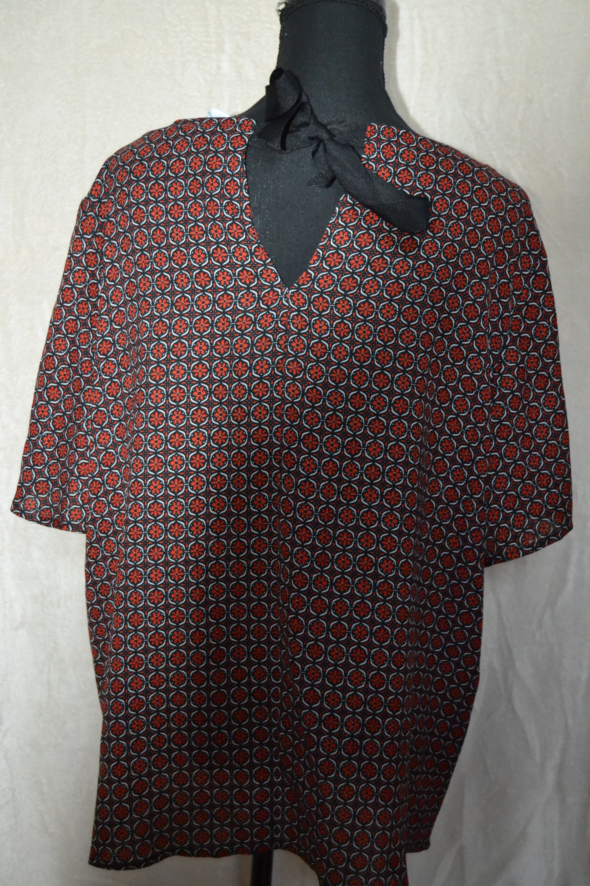 Blouse Manches Courtes – Blanche Porte | Taille XL