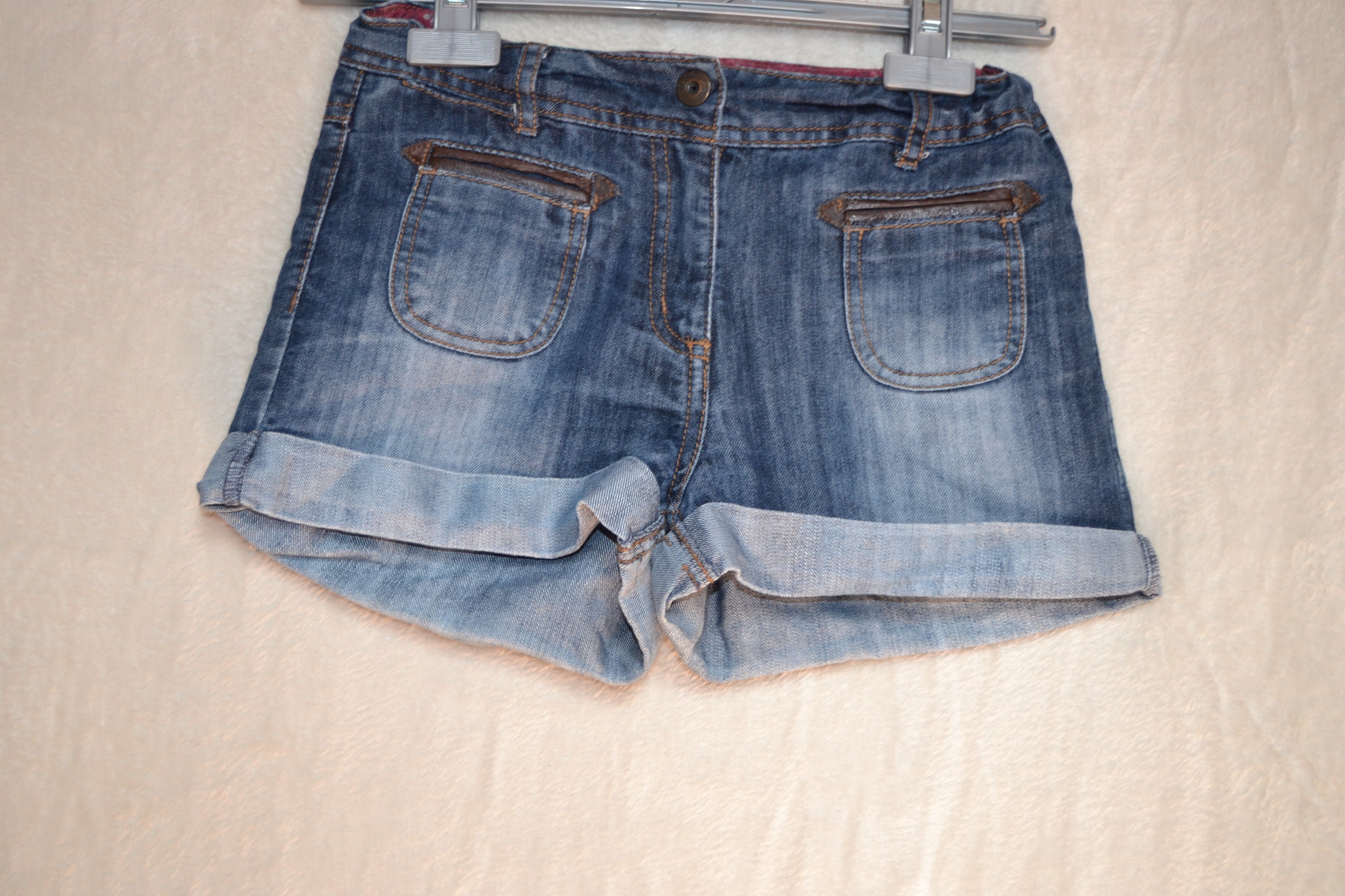 Short Tape a l'œil taille 10ans
