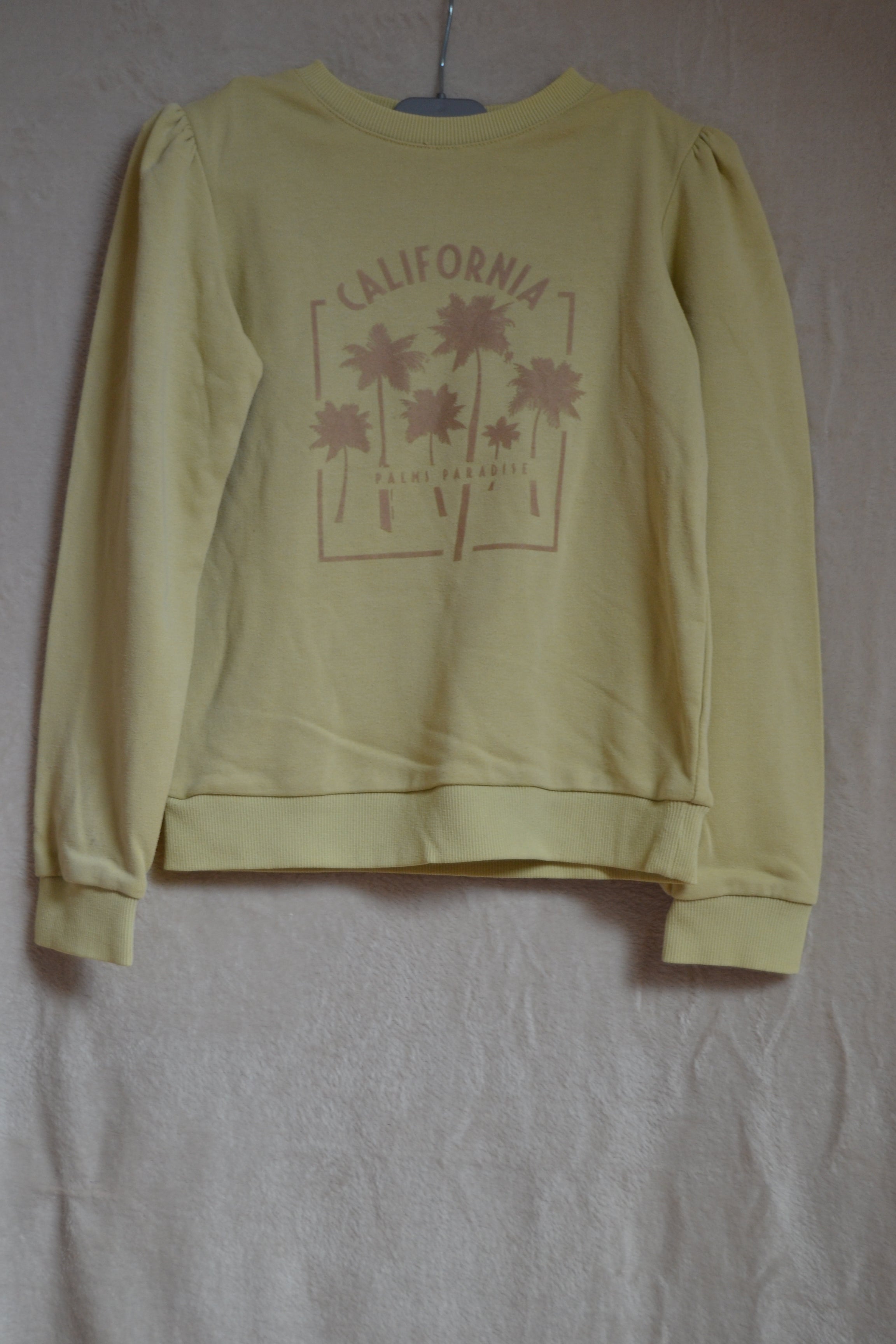 Pull Jaune "California" Kiabi - Taille 10 ans
