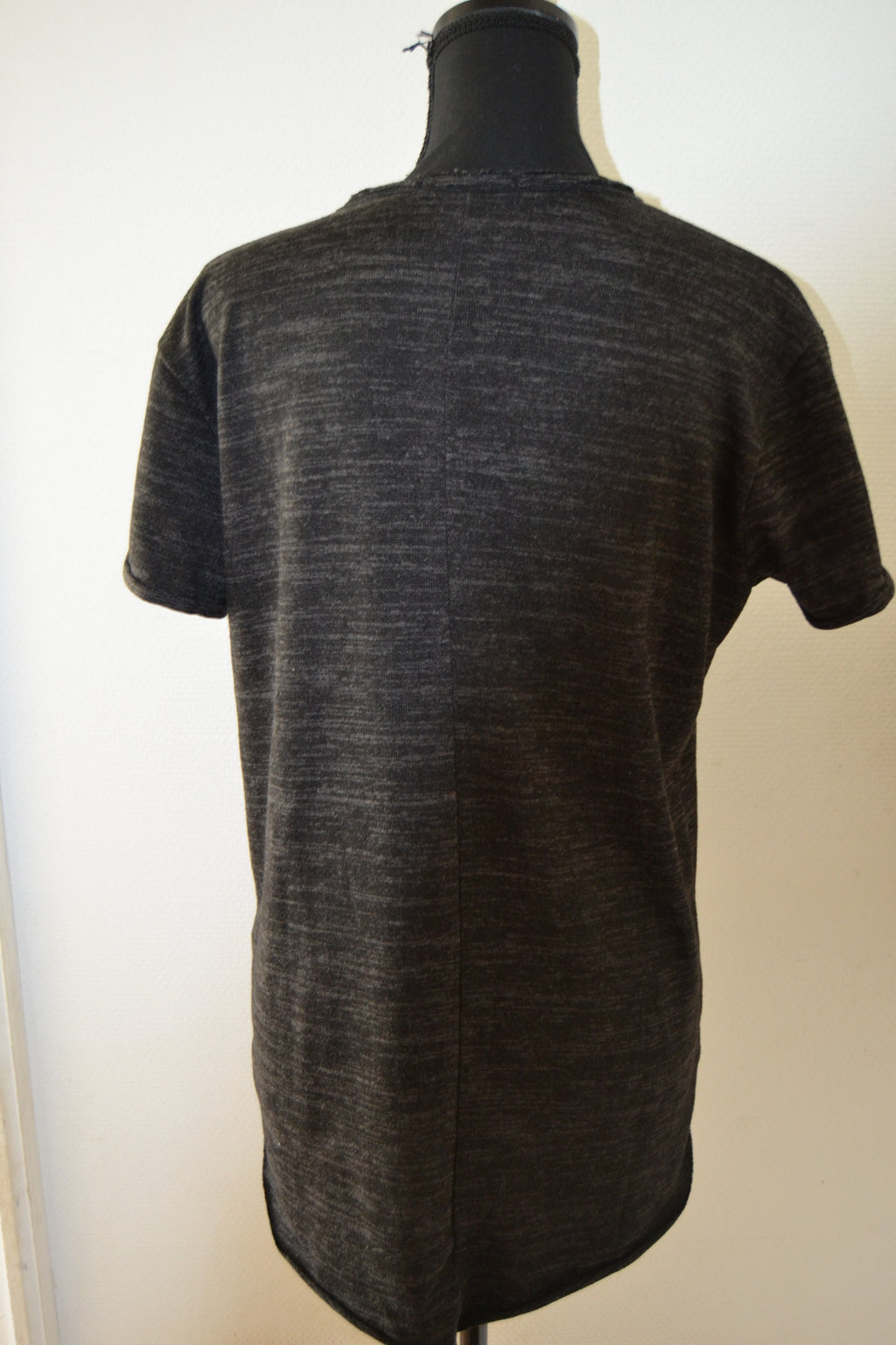 T-shirt Uniplay Noir Chiné Made in Italy – Taille L | Seconde Main