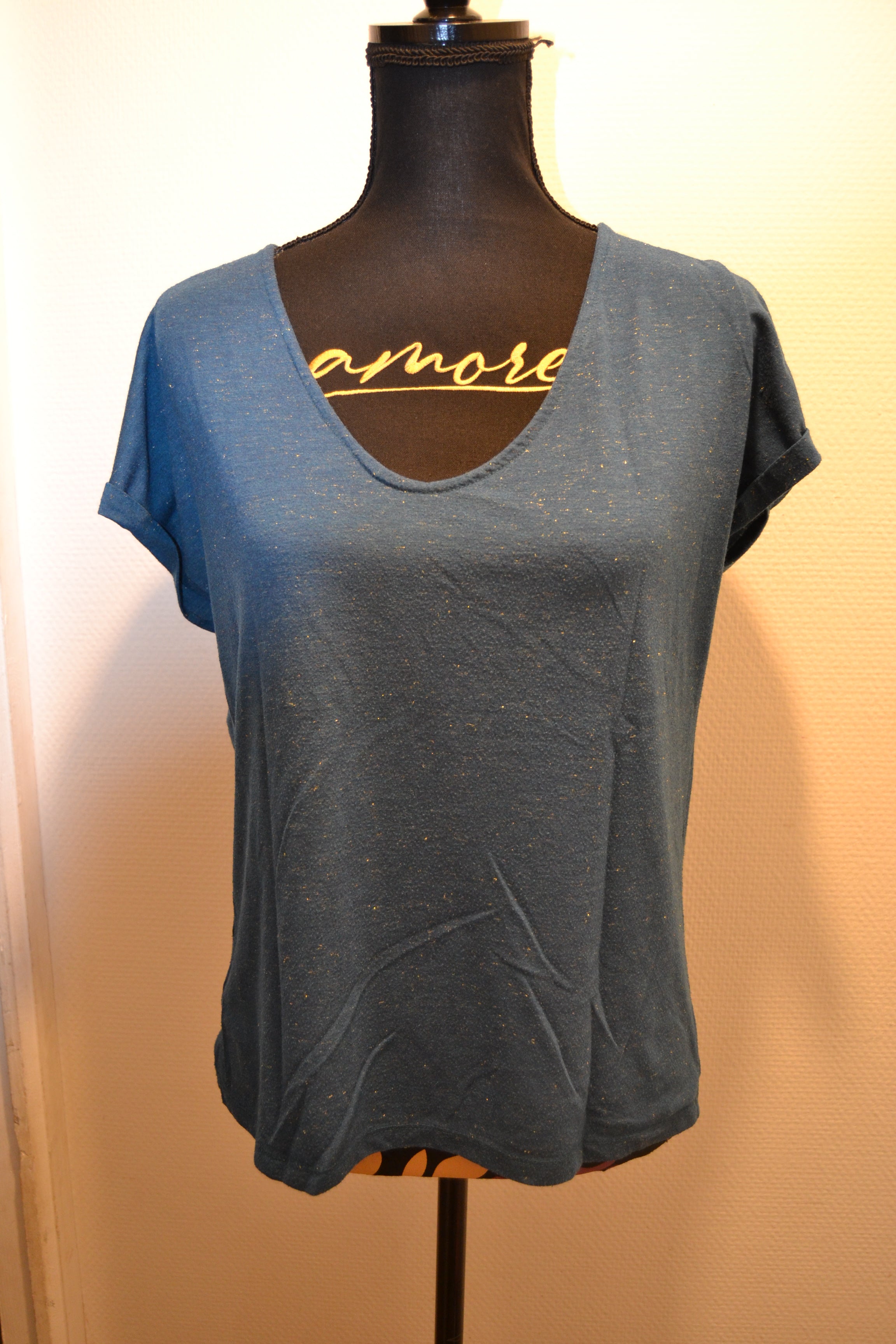 Top Bleu Canard Étoilé avec Dos Crochet / Dentelle (Taille L)