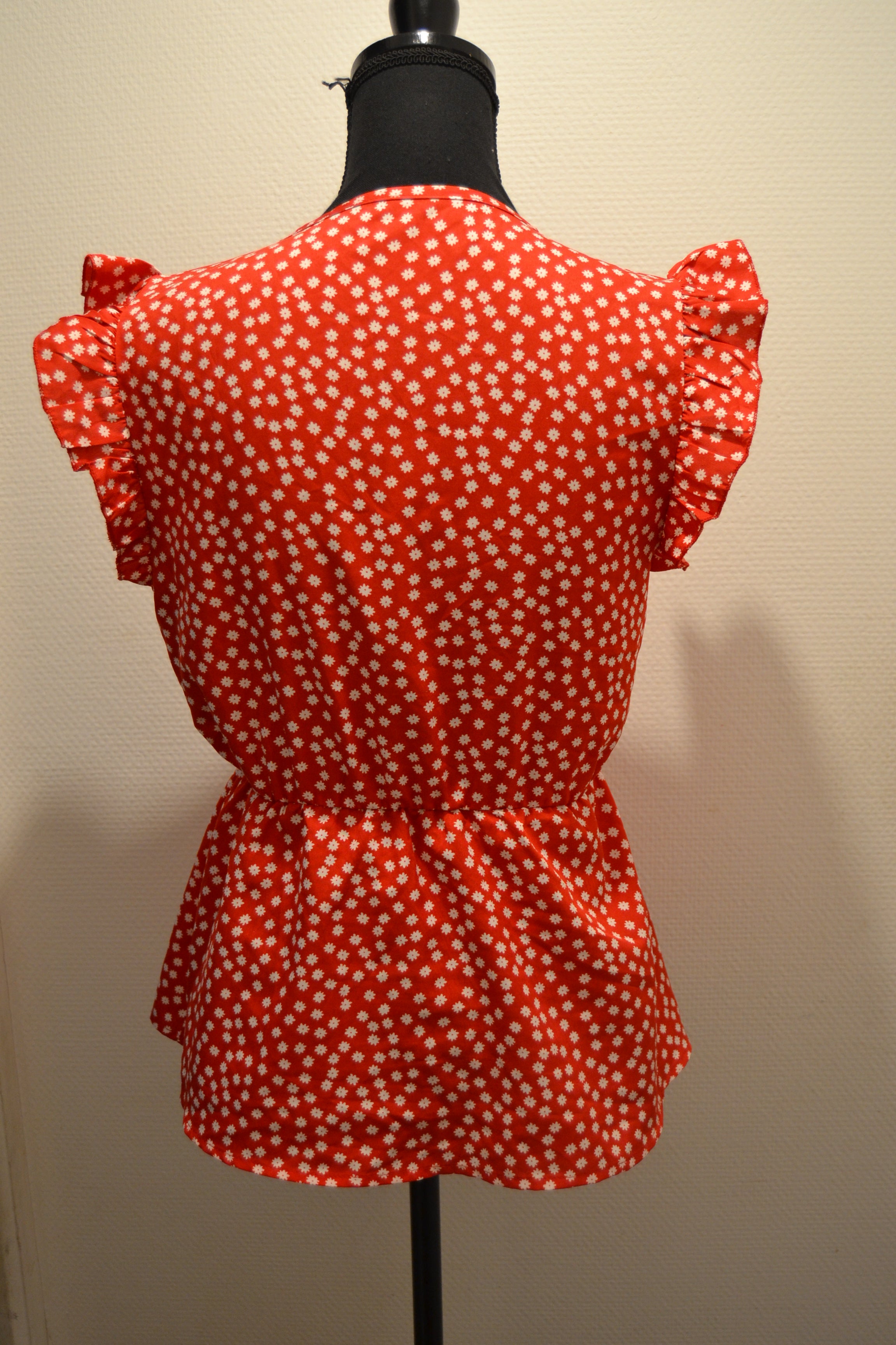 Top Rouge Fleuri à Volants - Shein (Taille M)