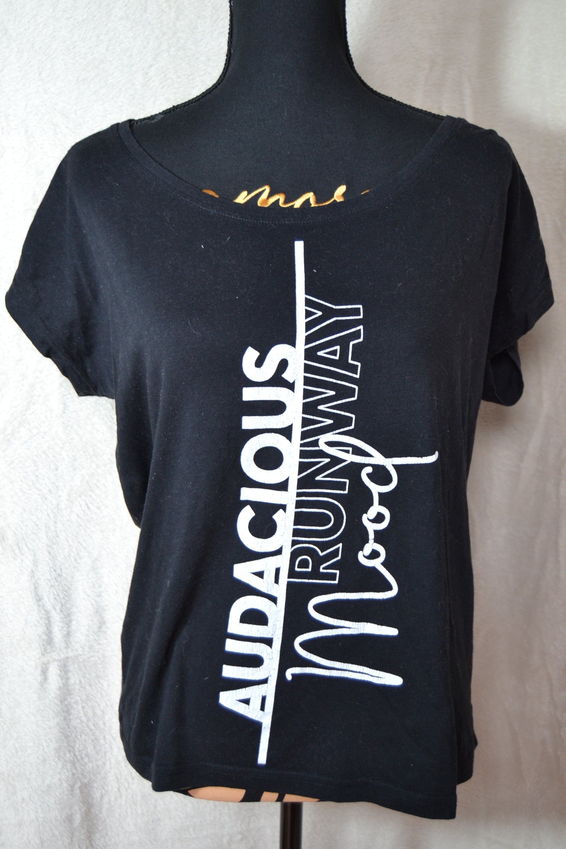 T-shirt Noir taille XL