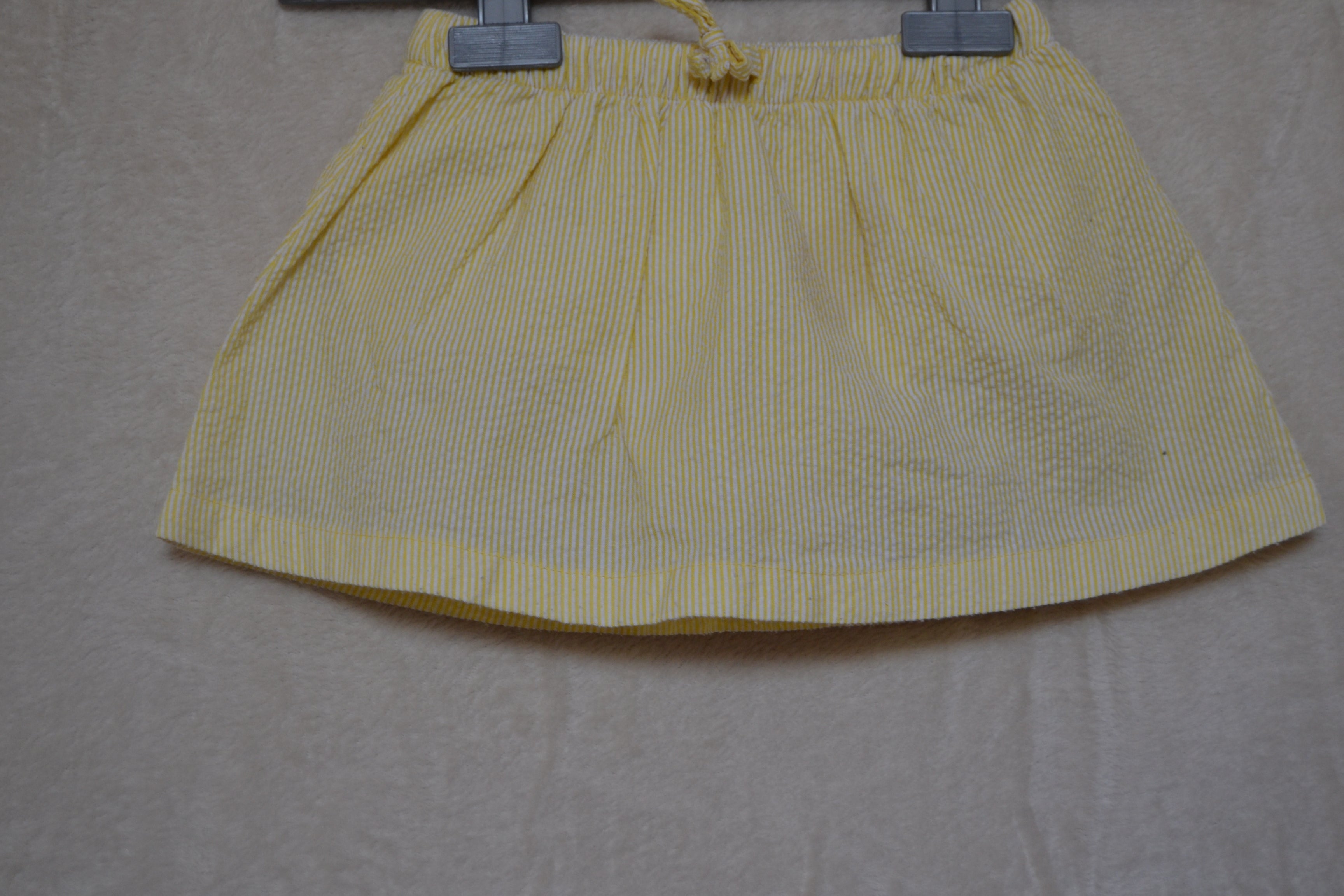Jupe-short jaune Boutchou – 3 ans