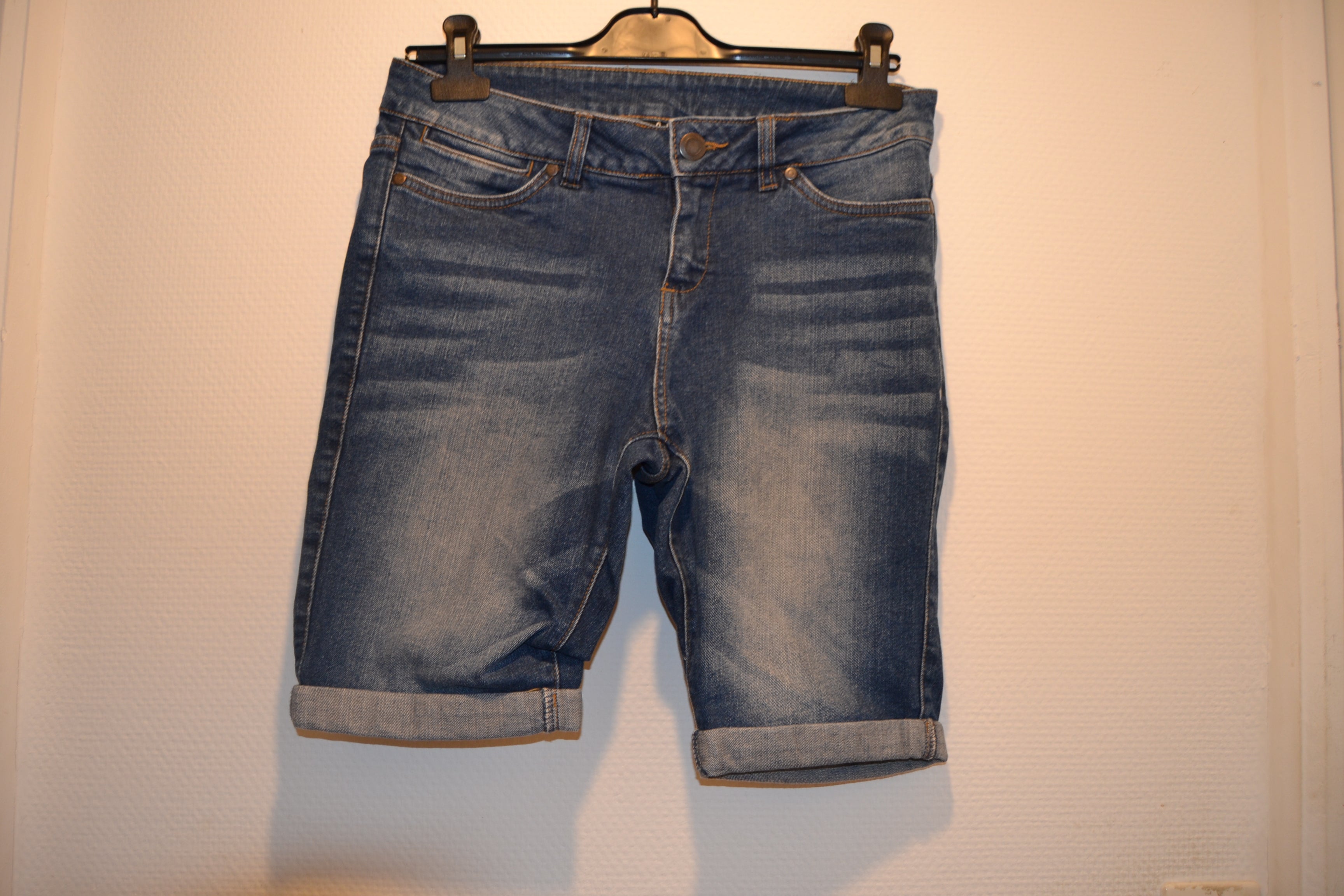 Bermuda / Short en jean bleu – Cécilia Fashion (Taille 38/40)