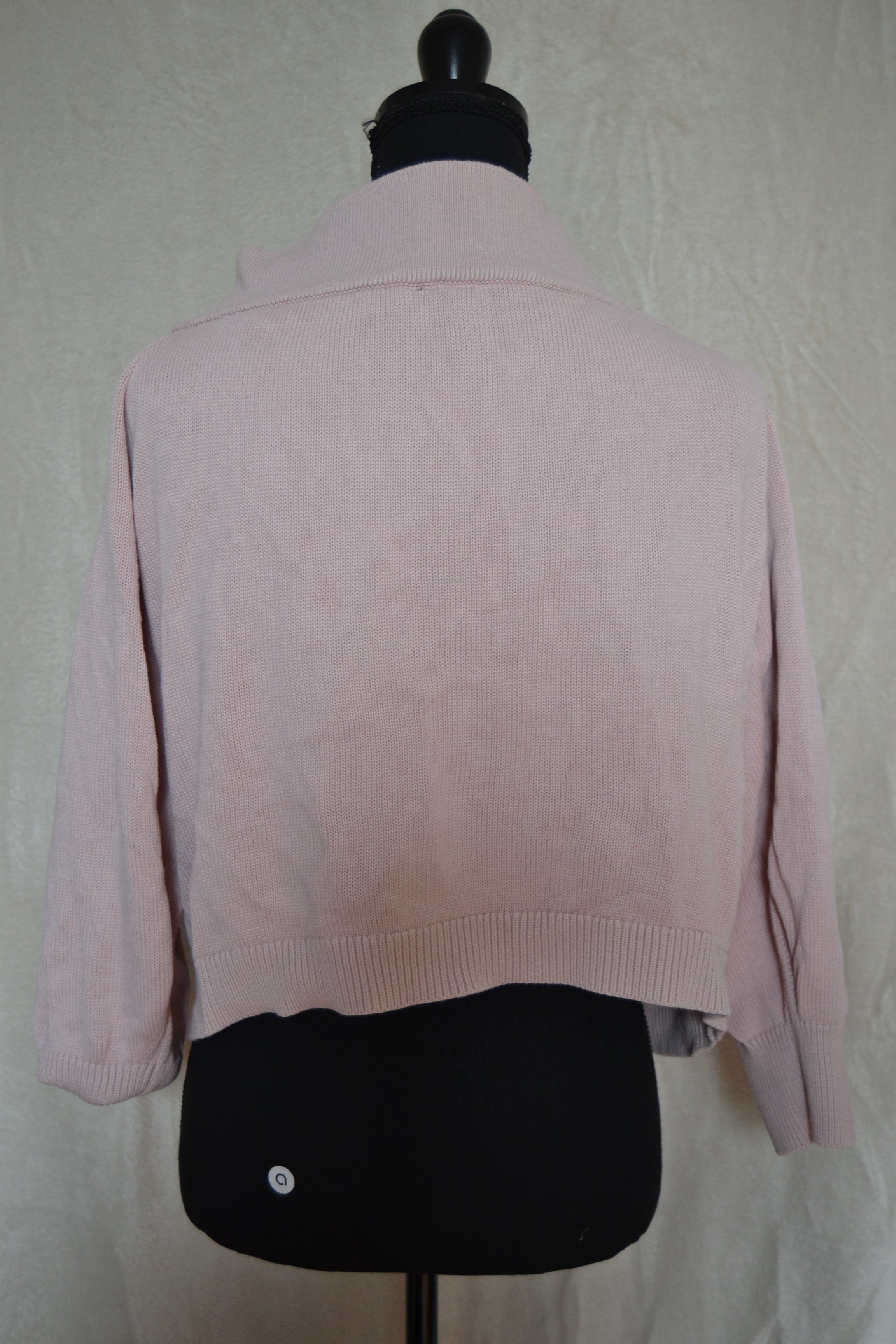 Pull Rose – Divided | Taille L