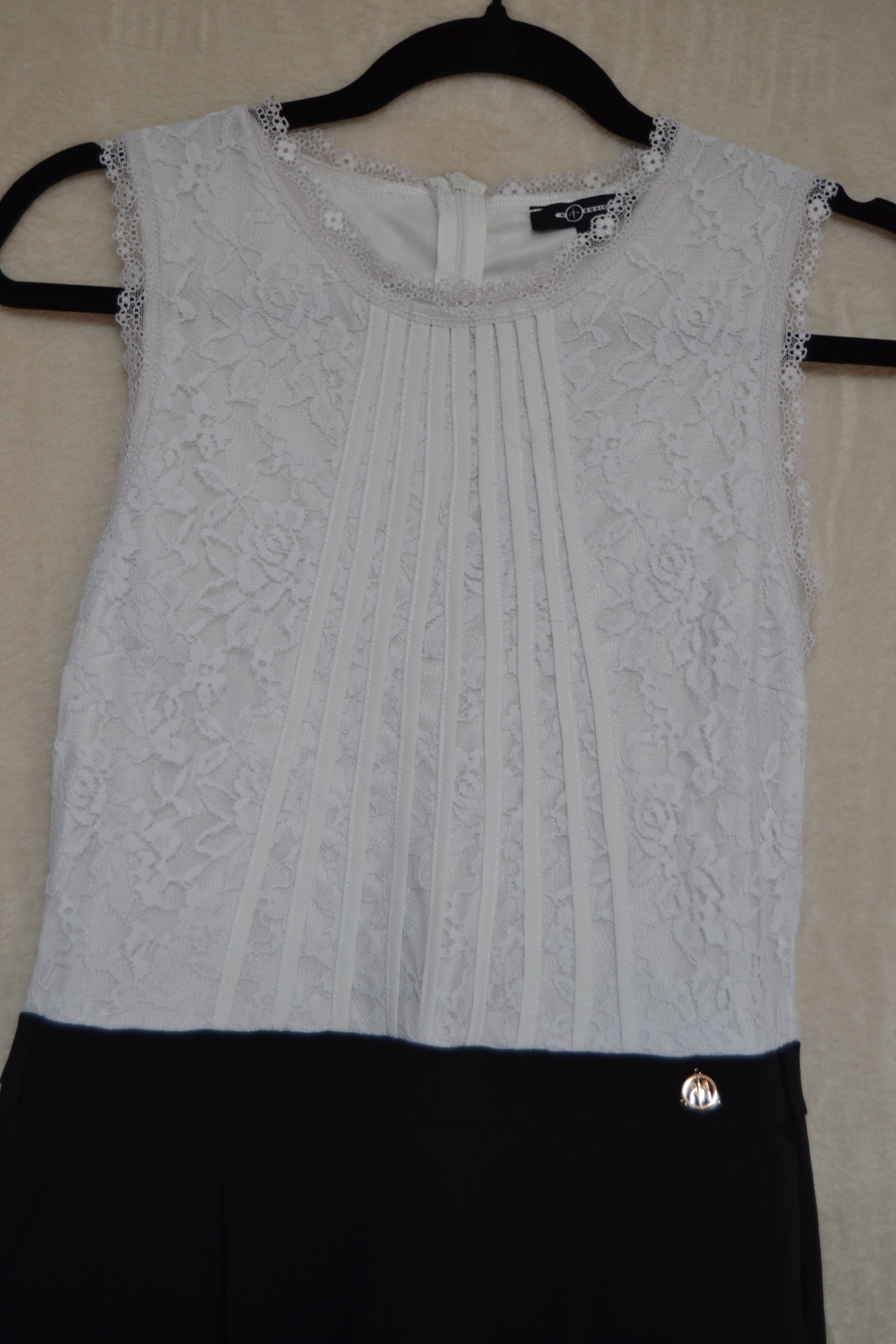 Combinaison Noir & Blanc à Dentelle – Moysquitos | Taille 42