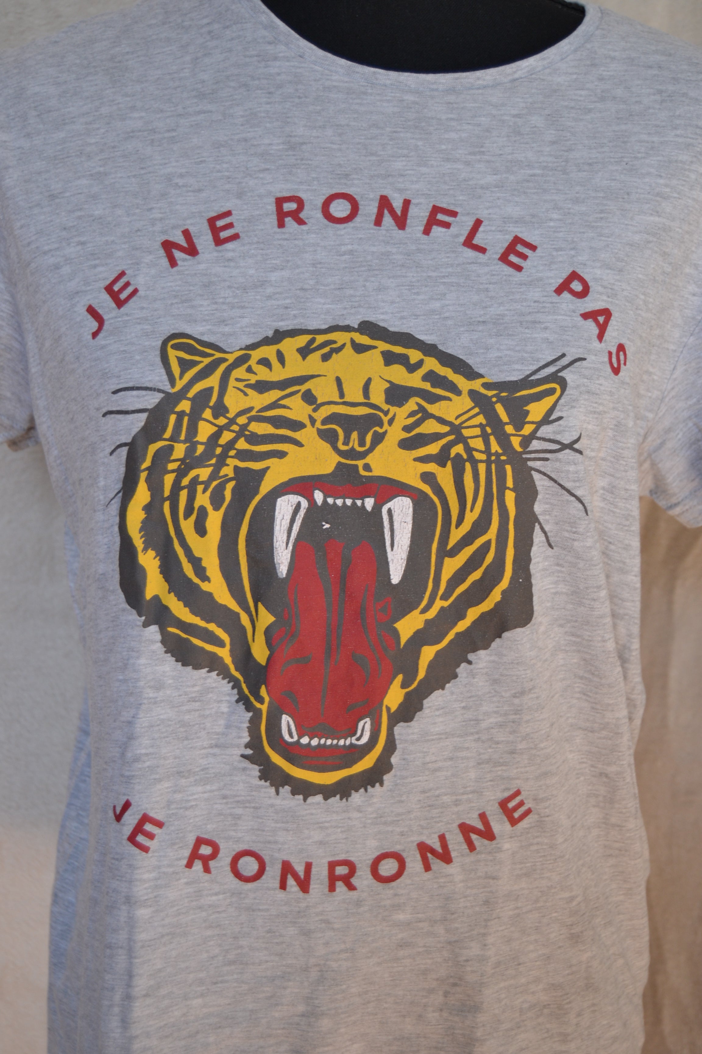 T-shirt Homme Gris « Je ne ronfle pas, je ronronne » Taille M